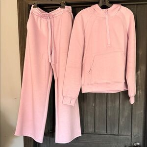 Le Due Sorelle Boutique Lavender Track Pants & Hoodie Set
